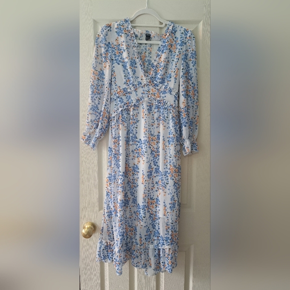 Floral Print Dress - Picture 1 of 2